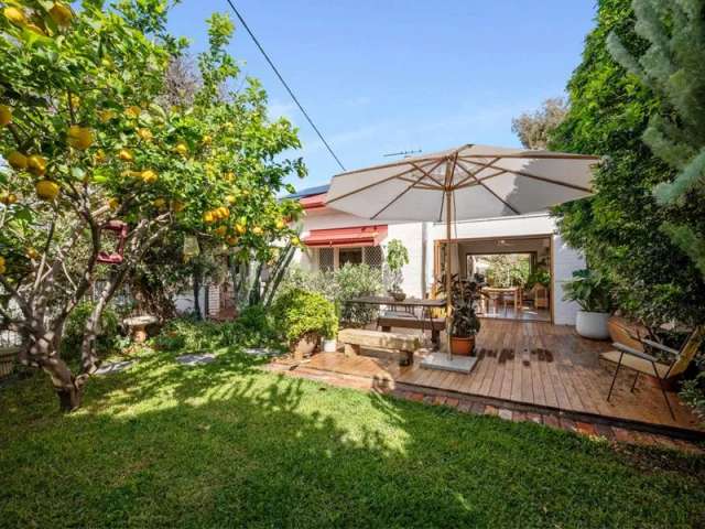 House For Sale in City of Melville, Western Australia