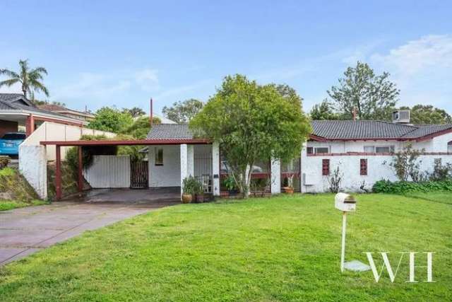 House For Sale in City of Melville, Western Australia