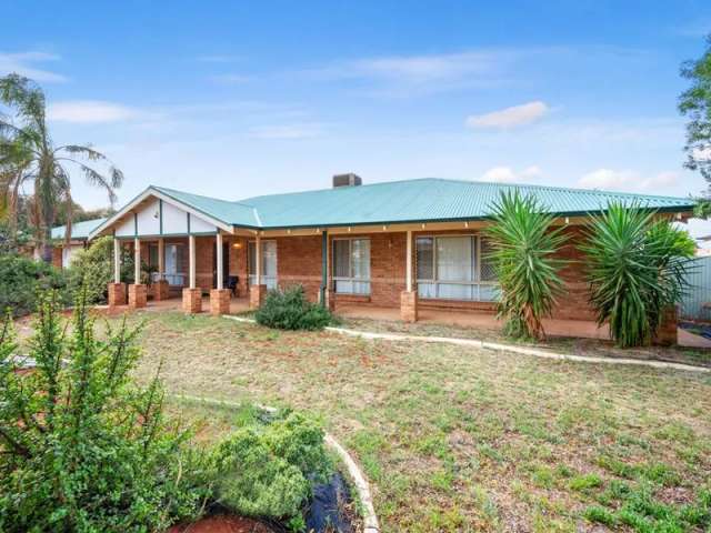 House For Sale in Boulder, Western Australia