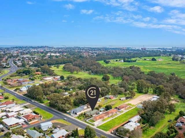 House For Sale in Bunbury, Western Australia