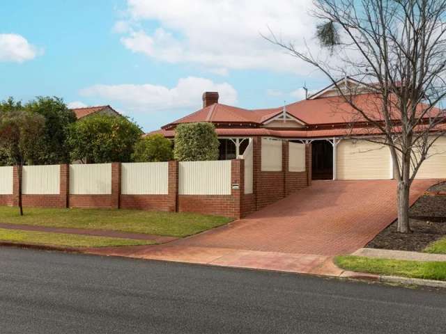 House For Sale in City of Melville, Western Australia