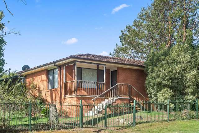 Real Estate For Lease - 2 Wandevan Place - Mittagong , NSW