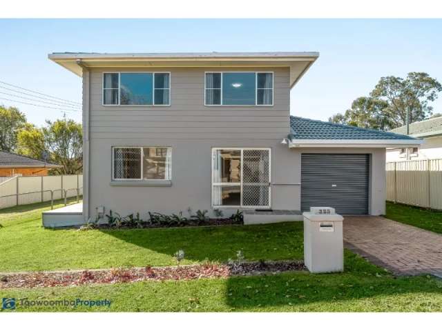 Magnificent 5 Bedroom Family Home In Sought-After South Toowoomba!