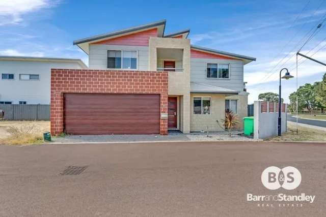 House For Sale in Bunbury, Western Australia