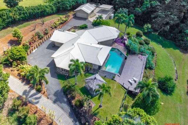 House For Sale in Cairns, Queensland