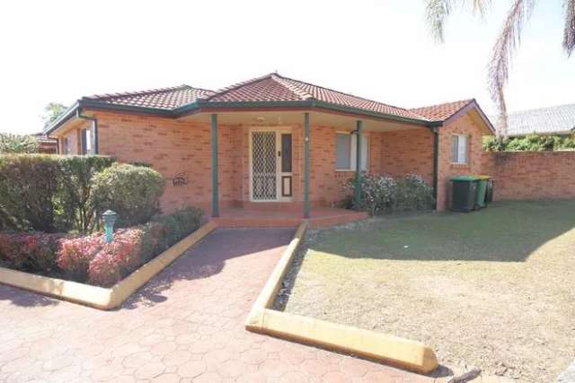 Villa For Rent in Sydney, New South Wales