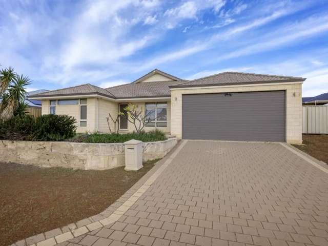 House For Sale in Geraldton, Western Australia