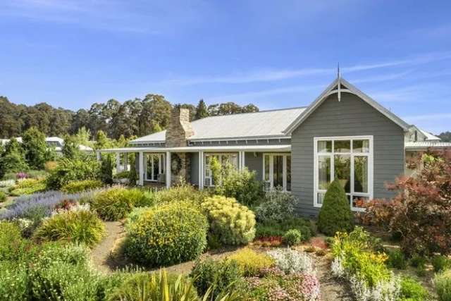 House For Sale in Trentham, Victoria