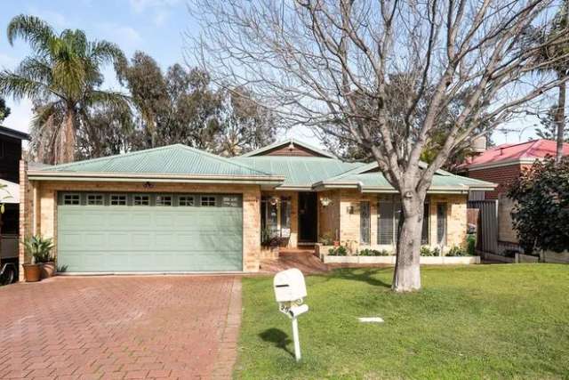 House For Sale in City of Melville, Western Australia