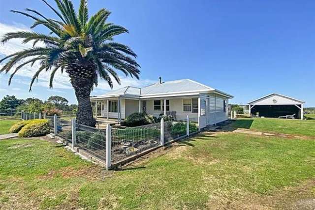 House For Sale in Shire of Wellington, Victoria