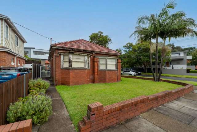 House For Sale in Sydney, New South Wales