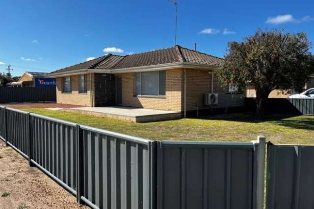 House For Sale in Dongara, Western Australia