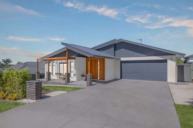 House For Sale in Googong, New South Wales