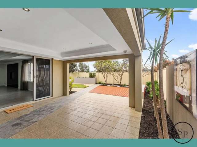 House For Sale in Mandurah, Western Australia