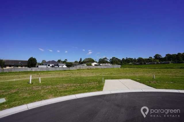 LARGE BLOCK IN TOORA