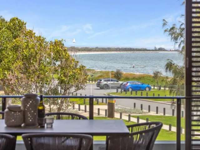 Apartment For Sale in City of Cockburn, Western Australia