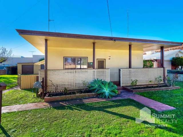 House For Sale in Bunbury, Western Australia