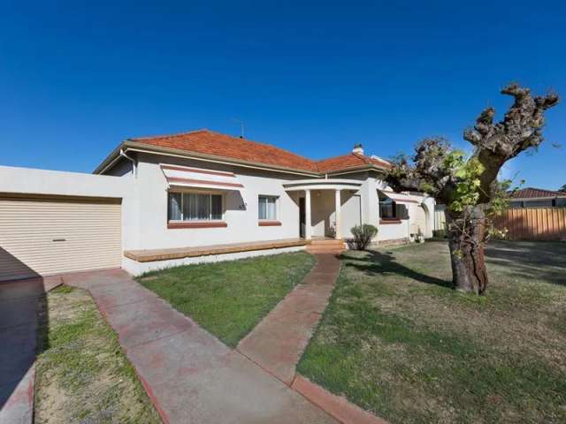 House For Rent in City of Melville, Western Australia