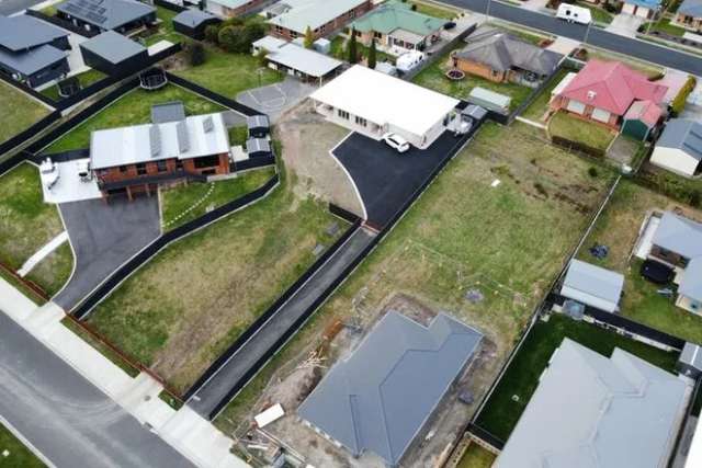 Land For Sale in Devonport, Tasmania