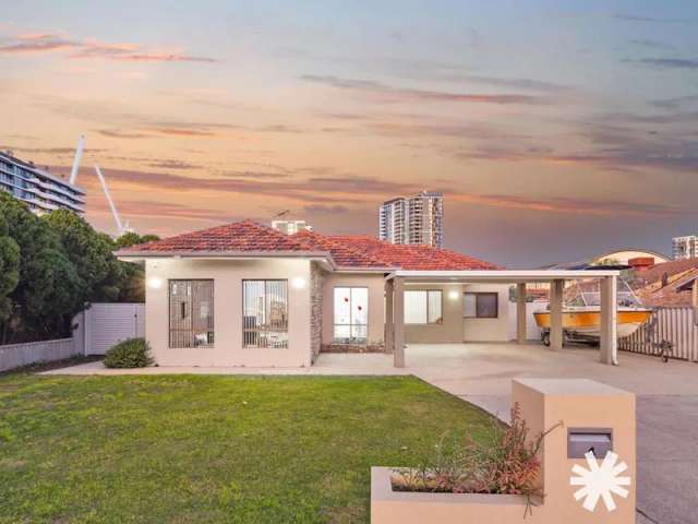 House For Sale in City of Melville, Western Australia