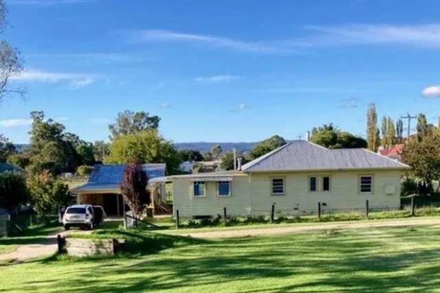 House For Sale in Tenterfield, New South Wales