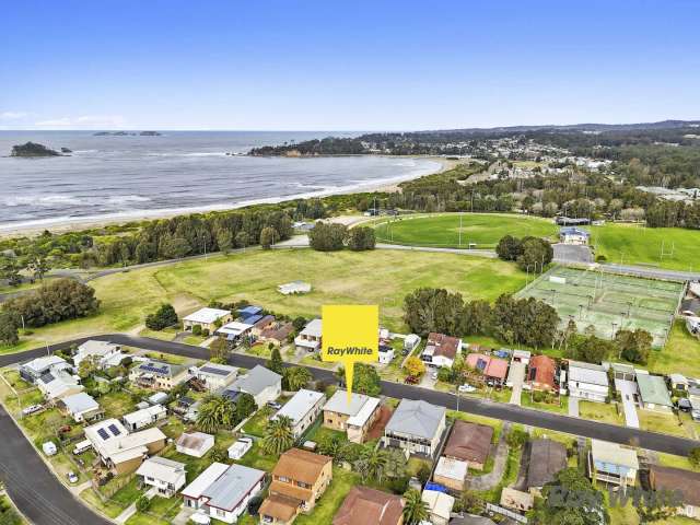 House For Sale in Batemans Bay, New South Wales