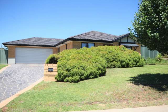 House For Rent in Wagga Wagga City Council, New South Wales