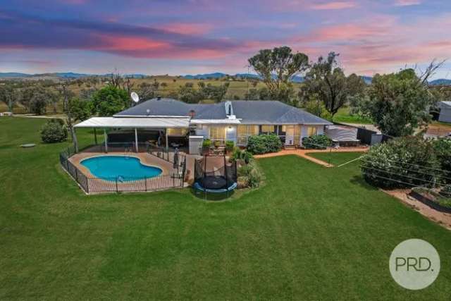 House For Sale in Tamworth, New South Wales