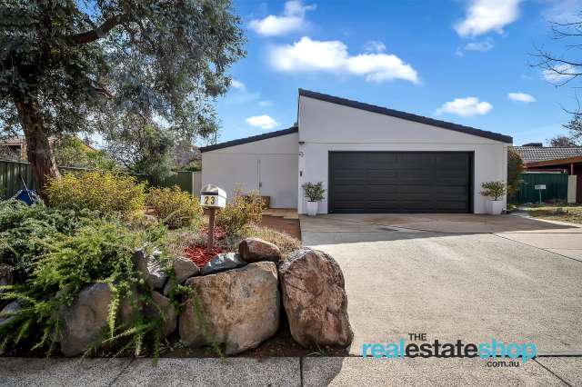 House For Sale in District of Tuggeranong, Australian Capital Territory