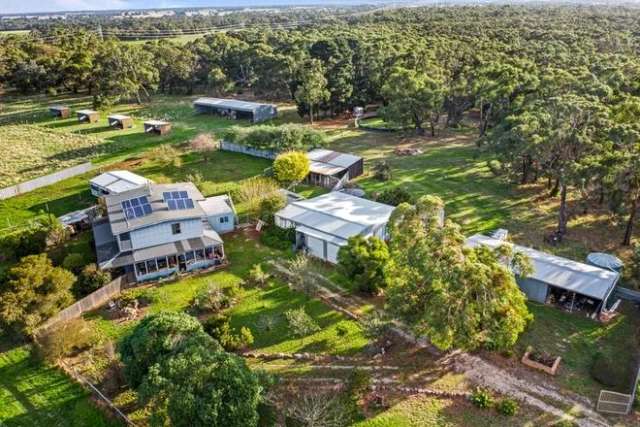 Rural For Sale in Shire of Moorabool, Victoria