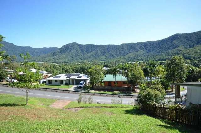 ELEVATED LAND WITH SUPER MOUNTAIN VIEWS