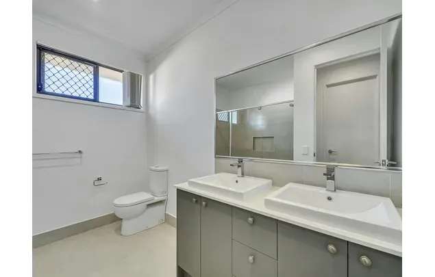 Rent 5 bedroom house in Brisbane City