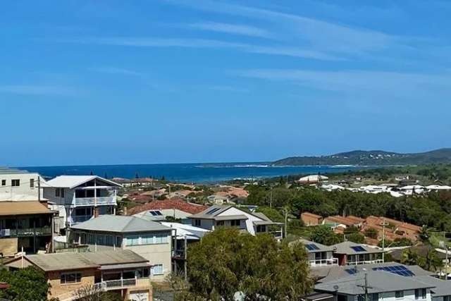 Apartment For Rent in Yamba, New South Wales