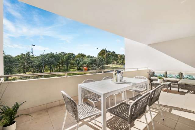 Apartment For Sale in South Canberra, Australian Capital Territory