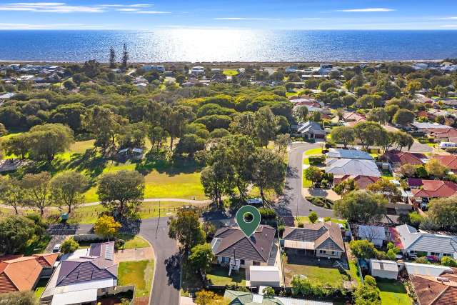 House For Sale in Busselton, Western Australia