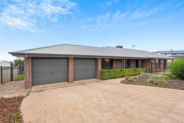 House For Sale in Adelaide, South Australia