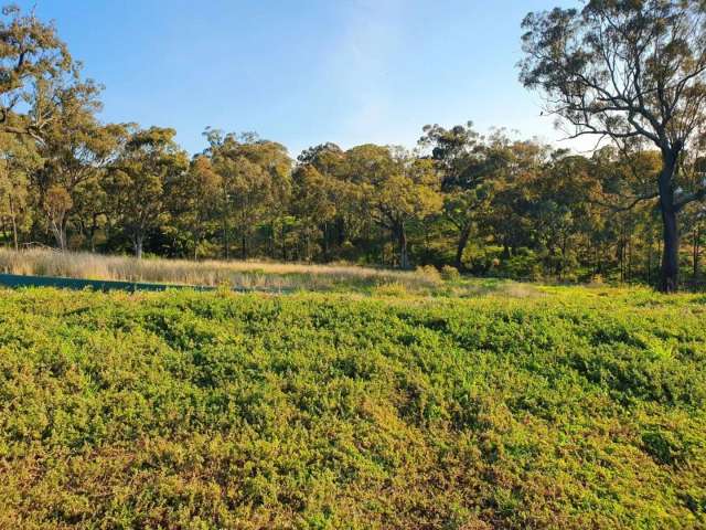 LARGE SIZED RESIDENTIAL LOT 1689 SQM, ELEVATED AND SPOILED BY SOME RURAL HORIZON VIEWS