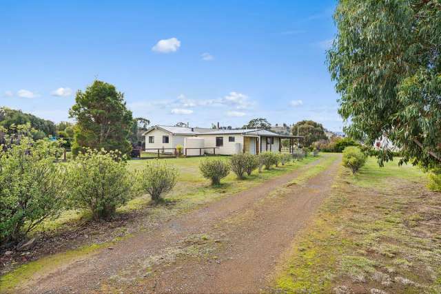 House For Sale in Triabunna, Tasmania