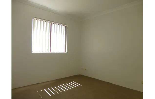 Rent 2 bedroom apartment in Sydney