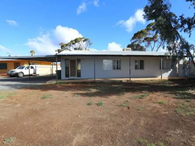 House For Sale in Kambalda West, Western Australia