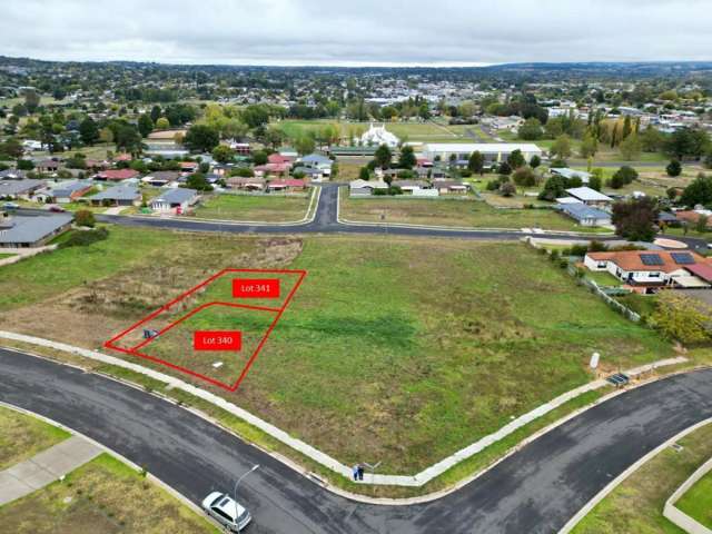 Prime Lot subdivided into 2 with building incentives of up to $30,000, plus the developer will pay land transfer stamp duty for purchaser.