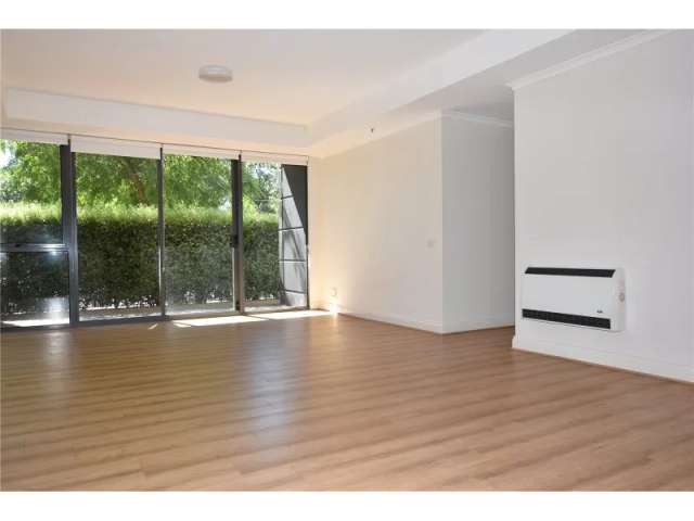 Fantastic Renovated Unfurnished 3 Bedroom In Citygate