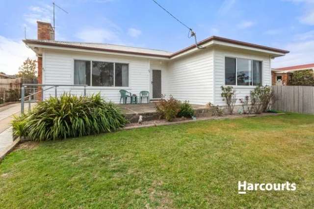 House For Sale in Deloraine, Tasmania