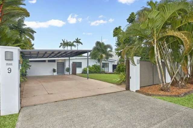 House For Sale in Cairns Regional, Queensland