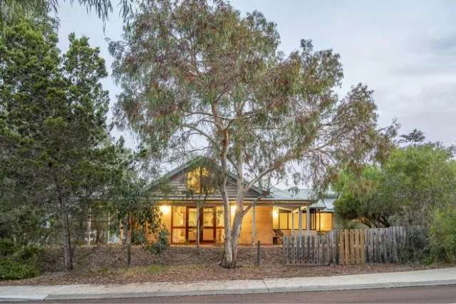 House For Sale in Dunsborough, Western Australia