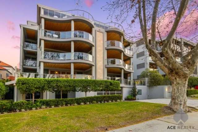 Apartment For Sale in City of Melville, Western Australia