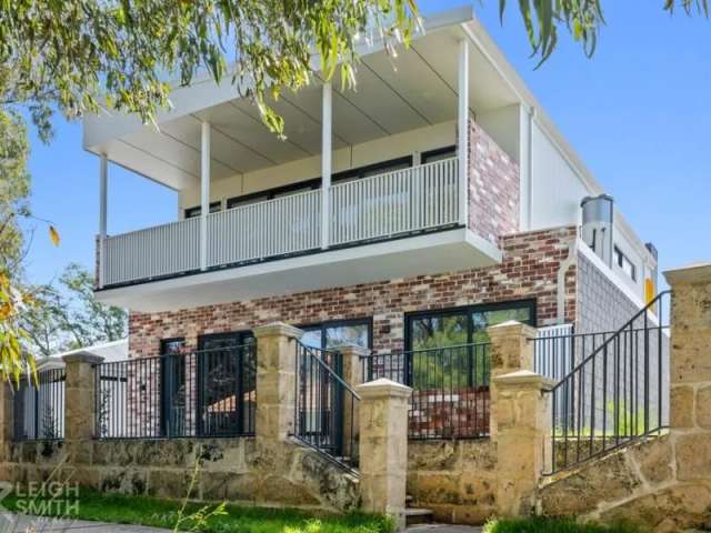 House For Sale in Mandurah, Western Australia