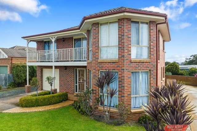 House For Sale in San Remo, Victoria