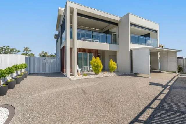 House For Sale in Hervey Bay, Queensland