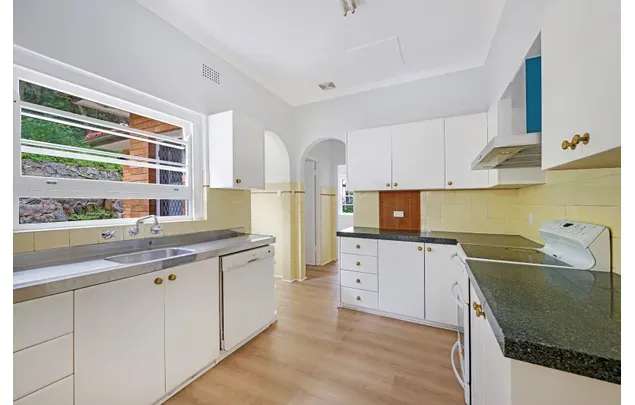 Rent 5 bedroom house in Sydney